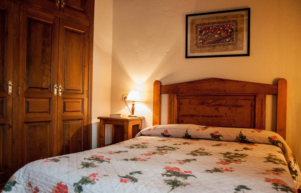 Sisquet Apartaments Erill la Vall Zimmer foto